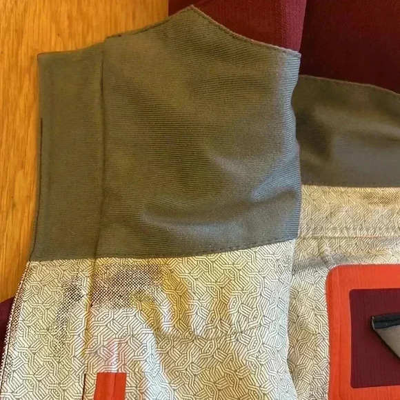 REI shell - Picture 14 of 16